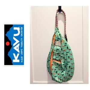 KAVU Rope Sling bag - Greenw ith Pink Flamingos